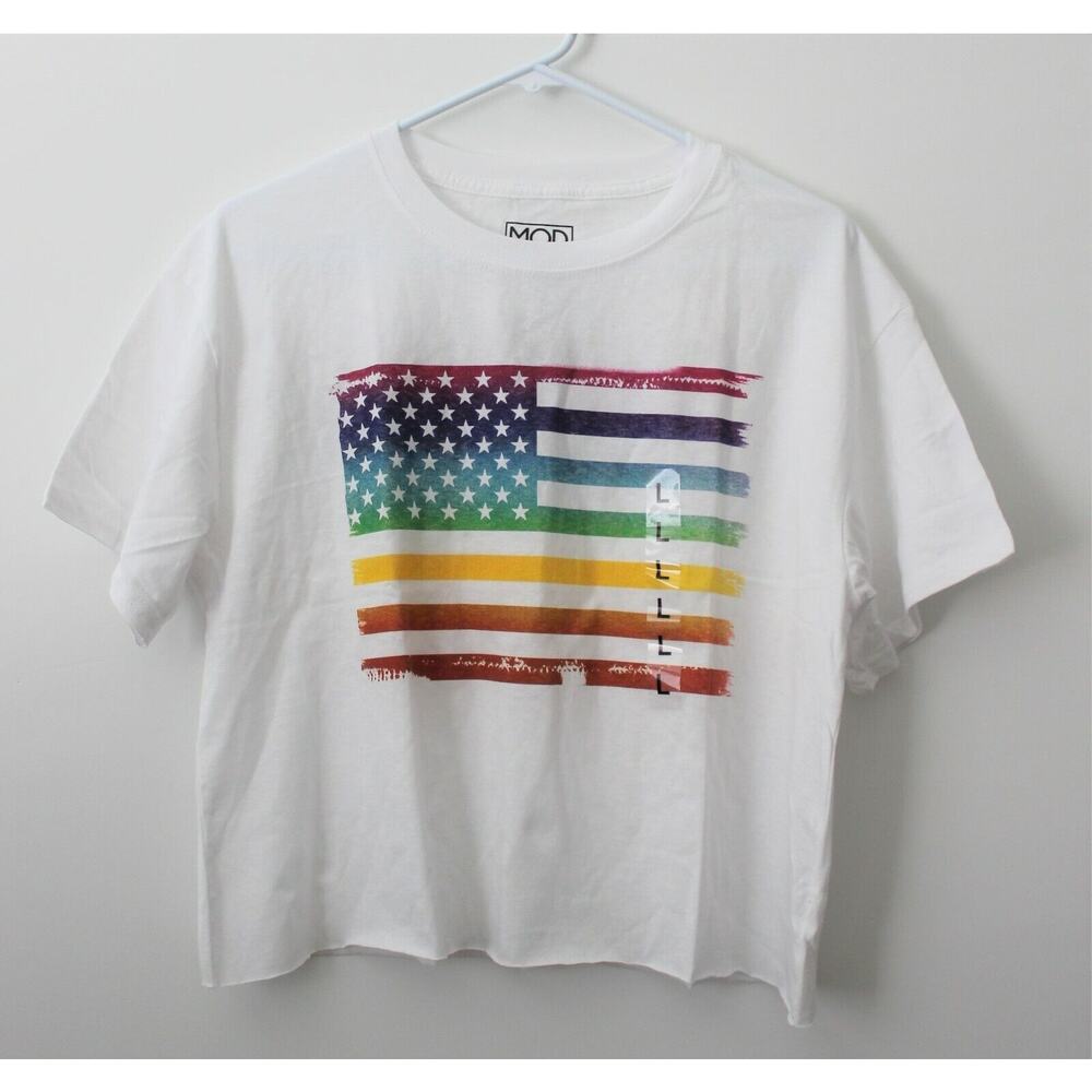 Modern Lux Cropped Graphic Tee Shirt Size Large NWT